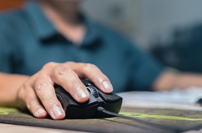 click mouse button