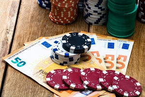 money and casino chips 