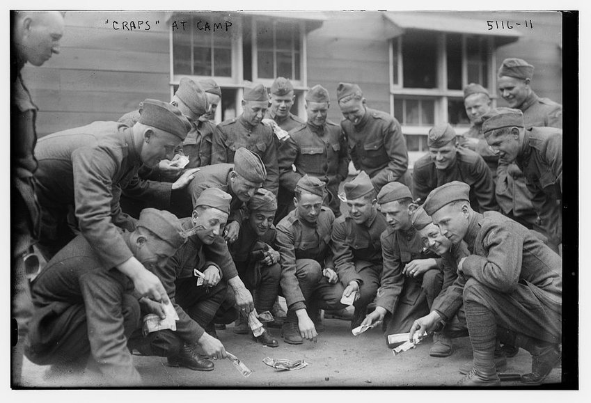 soldiers playing craps